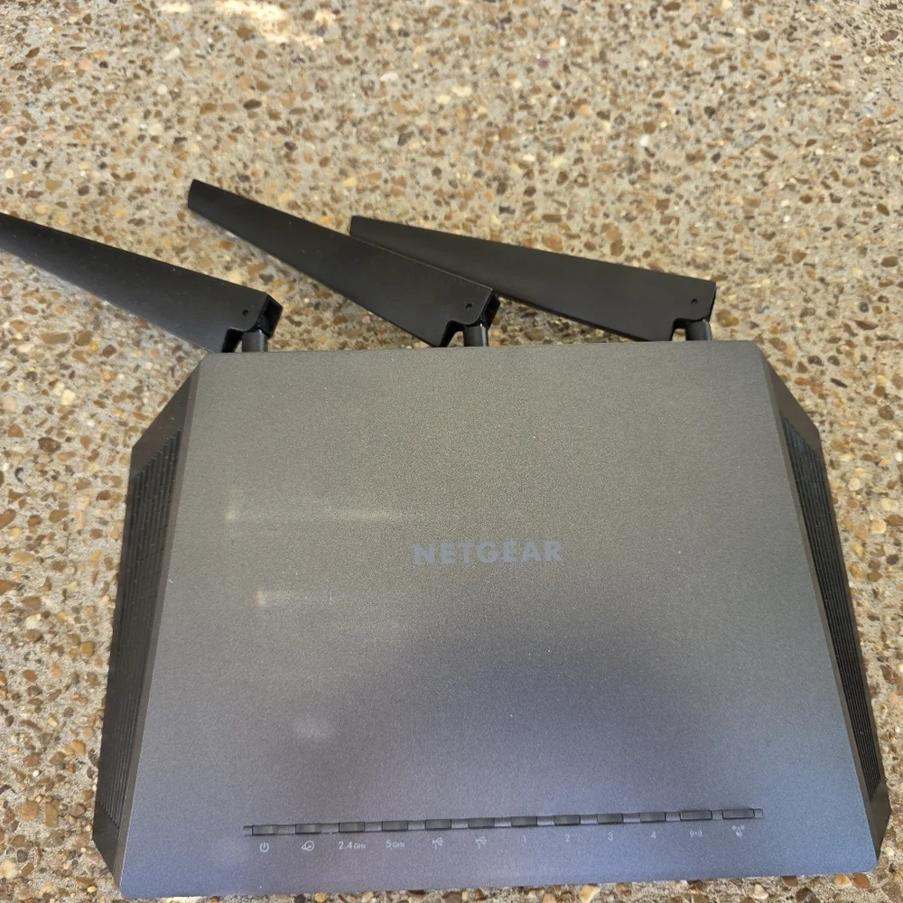 NETGEAR Nighthawk AC1900 Smart WiFi Router Internet R7000 - Picture 13 of 13